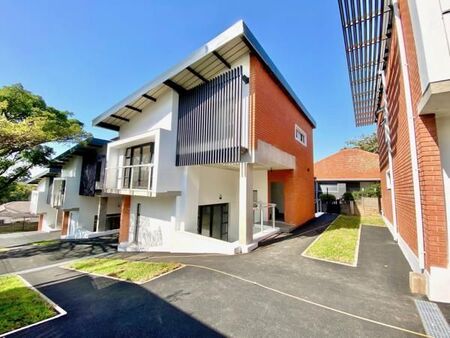3 Bedroom Townhouse in Park Hill