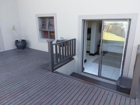 0.5 Bedroom House in Westbrook