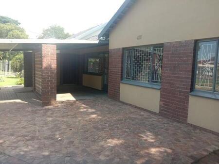 3 Bedroom House in Dal Fouche