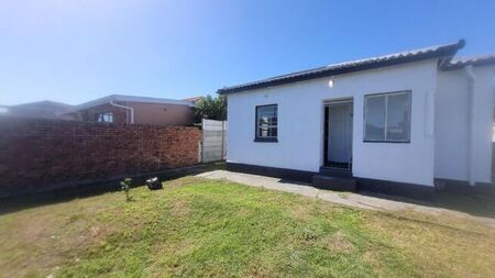 2 Bedroom house to rent in Ruyterwacht, Goodwood