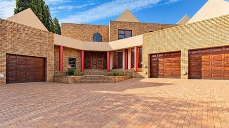 5 Bedroom house to rent in Northcliff, Randburg