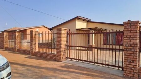 3 Bedroom House in Kuruman