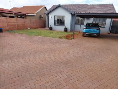 3 Bedroom House in Kathu