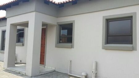 2 Bedroom townhouse - freehold to rent in Trichardt, Secunda