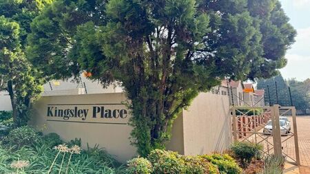 1 Bedroom apartment rented in Saxonwold, Johannesburg