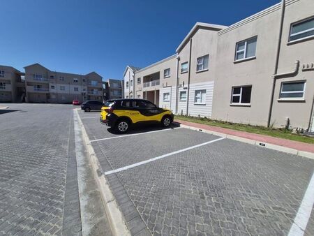 2 Bedroom apartment to rent in Sunningdale, Blouberg