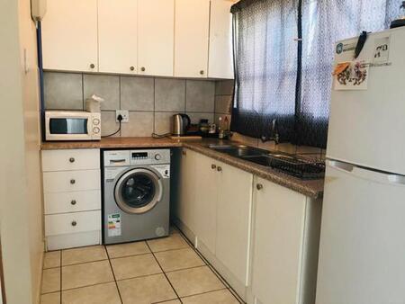 1 Bedroom Flat in Vredenburg