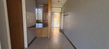 1 Bedroom Apartment in Middelpos