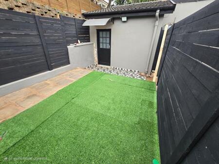 Bachelor apartment in Durban North