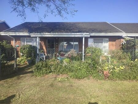 1 Bedroom House in Amberglen