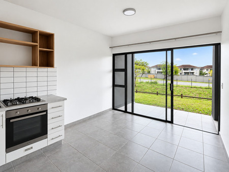 2 Bedroom Apartment in Sheffield Manor