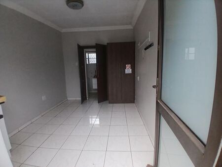 1 Bedroom bachelor to rent in Mthatha