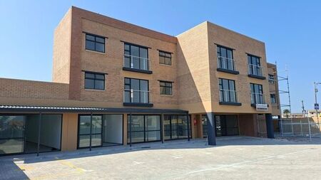 2 Bedroom apartment to rent in Grassy Park, Cape Town