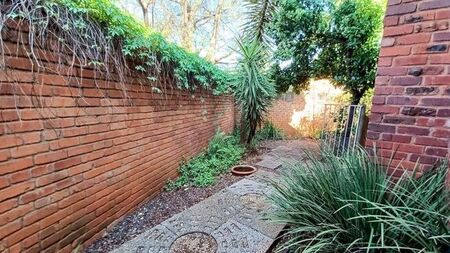 1 Bedroom bachelor apartment to rent in Melodie, Hartbeespoort