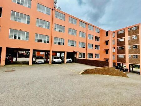 2 Bedroom apartment to rent in Montclair, Durban