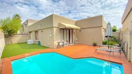 2 Bedroom cluster to rent in Morningside Manor, Sandton