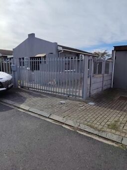 2 Bedroom House in Bonnie Brae