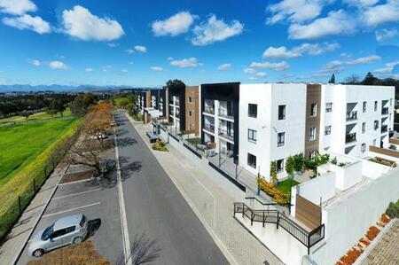 2 Bedroom Flat in Durbanville Central
