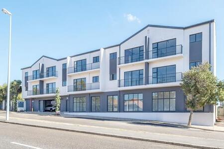 2 Bedroom Apartment in Durbanville Central