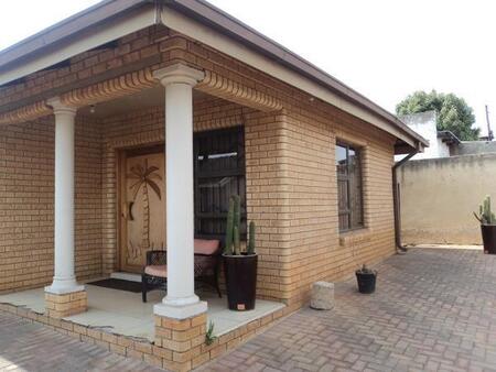 2 Bedroom House in Emdeni