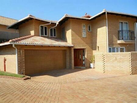 4 Bedroom Townhouse in Amanzimtoti