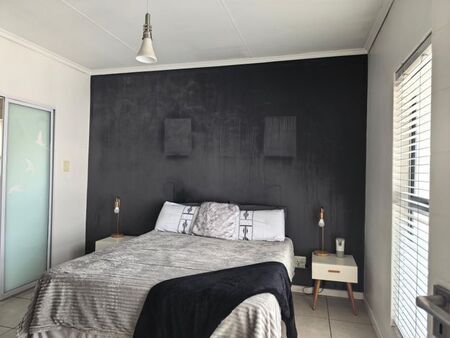 1 Bedroom apartment to rent in Petervale, Sandton