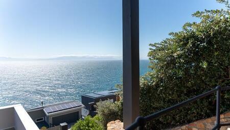 1 Bedroom Apartment in Fish Hoek