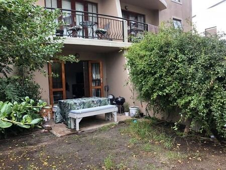 2 Bedroom Apartment in Table View