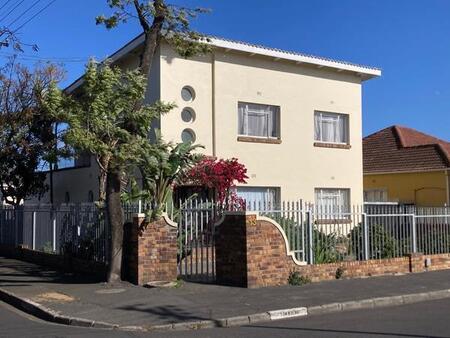 2 Bedroom Flat in Goodwood Estate