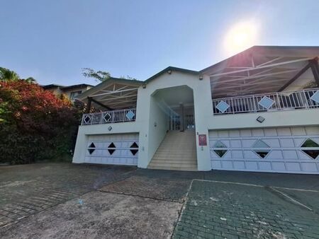 3 Bedroom House in Woodgrange