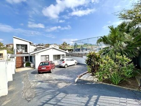 2 Bedroom Apartment in Newlands West