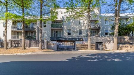 3 Bedroom duplex apartment to rent in Paarl South