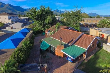 2 Bedroom house to rent in George Central