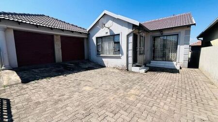 4 Bedroom house to rent in Tasbet Park, Witbank