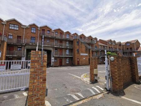 2 Bedroom Apartment in Brackenfell Central