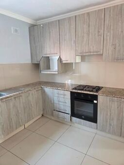 2 Bedroom Simplex in Ottawa