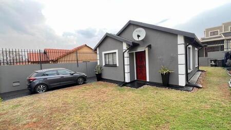 2 Bedroom House in Philip Nel Park