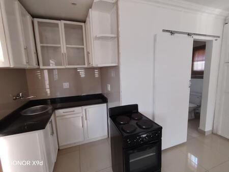 0.5 Bedroom Flat in Doornpoort