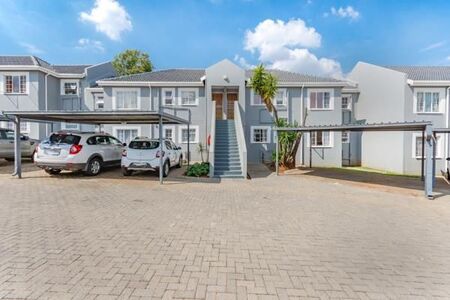 2 Bedroom Townhouse in Meyersdal
