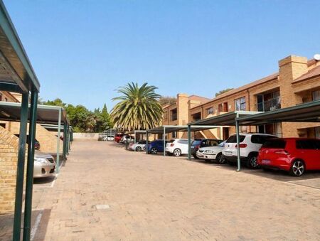 2 Bedroom apartment to rent in Ferndale, Randburg