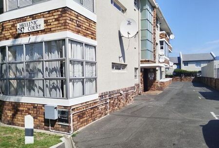 2 Bedroom apartment to rent in Plumstead, Cape Town