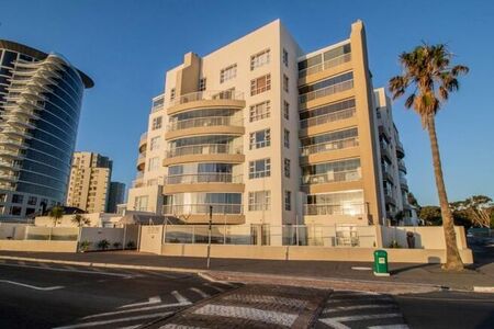 1 Bedroom apartment to rent in Parks Estate, Strand
