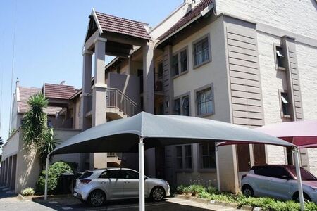 2 Bedroom apartment to rent in Sundowner, Randburg