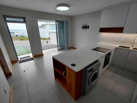1 Bedroom Apartment in Paradise Beach