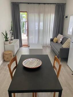 1 Bedroom Flat in Paarl South