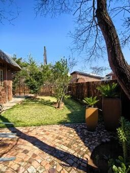 2 Bedroom House in Leeupoort