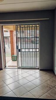 2 Bedroom Flat in Lephalale (Ellisras)