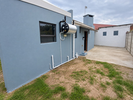 1 Bedroom Flat in Langebaan North