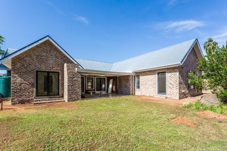 3 Bedroom House in West Bank