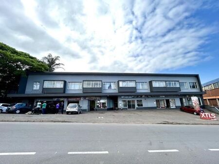 2 Bedroom Flat in Sea View